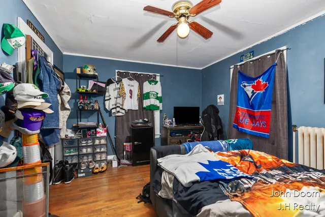 $375,000 | 331 Aurora Street Southeast, Grand Rapids, MI 49507