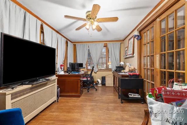 $375,000 | 331 Aurora Street Southeast, Grand Rapids, MI 49507