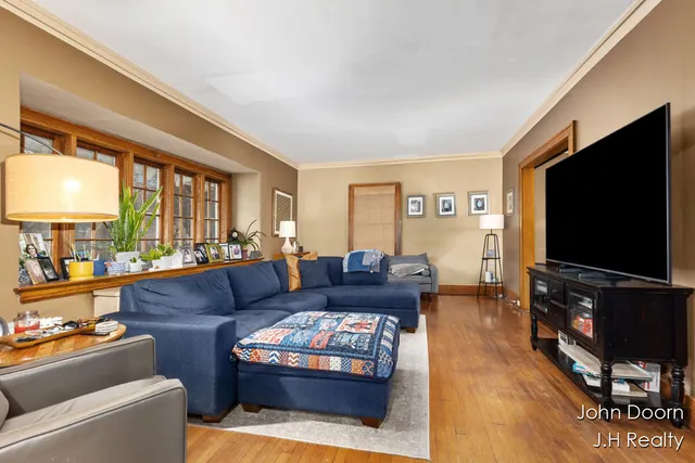 $375,000 | 331 Aurora Street Southeast, Grand Rapids, MI 49507