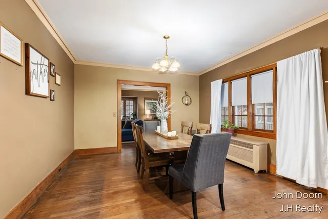 $375,000 | 331 Aurora Street Southeast, Grand Rapids, MI 49507