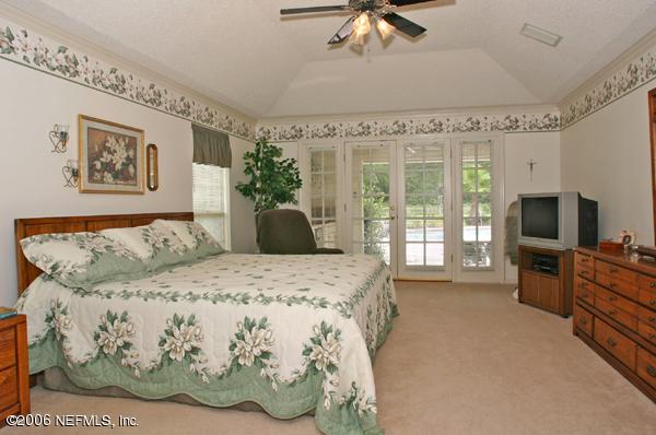 13201 Mandarin Road Jacksonville, FL 32223 - Photo 6 of 12 Master bedroom