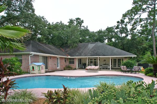13201 Mandarin Road Jacksonville, FL 32223 - Photo 8 of 12 Back of home