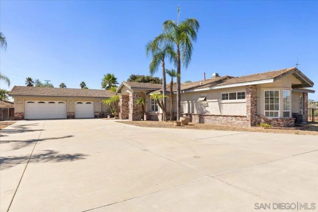 $1,050,000 | 2749 Los Alisos Drive, Fallbrook, CA 92028
