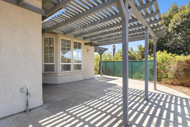 $1,050,000 | 2749 Los Alisos Drive, Fallbrook, CA 92028