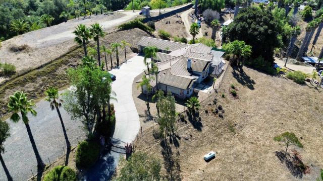 $1,050,000 | 2749 Los Alisos Drive, Fallbrook, CA 92028