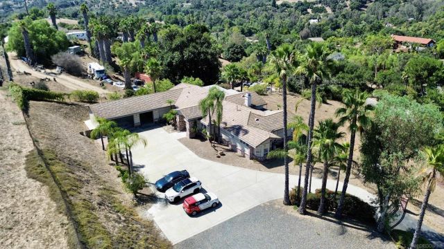 $1,050,000 | 2749 Los Alisos Drive, Fallbrook, CA 92028