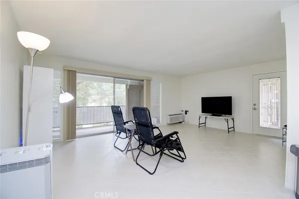 $350,000 | 164 Avenida Majorca, Unit Q, Laguna Woods, CA 92637