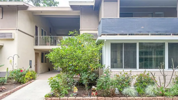 $350,000 | 164 Avenida Majorca, Unit Q, Laguna Woods, CA 92637