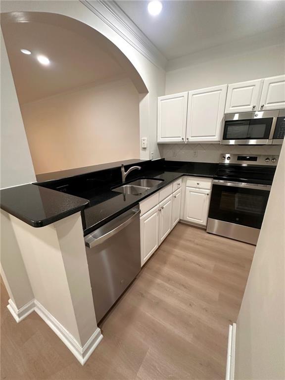 1222 Westchester Ridge Northeast Atlanta, GA 30329 - Photo 11 of 26