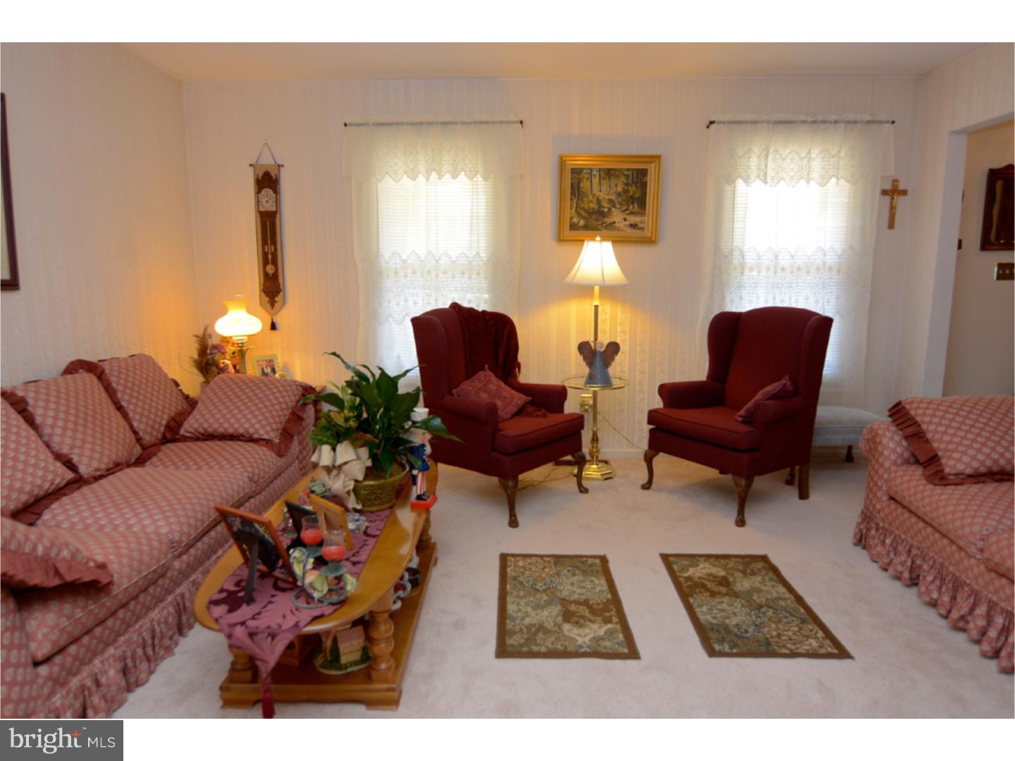 4666 Pheasant Run Reading, PA 19606 - Photo 4 of 24 Gallery Image 4