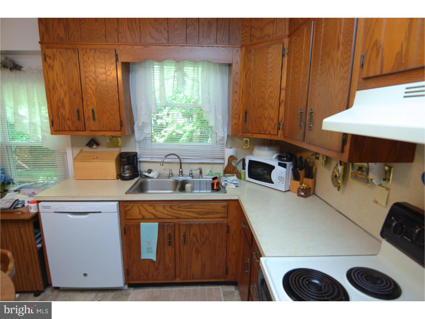 4666 Pheasant Run Reading, PA 19606 - Photo 8 of 24 Gallery Image 8