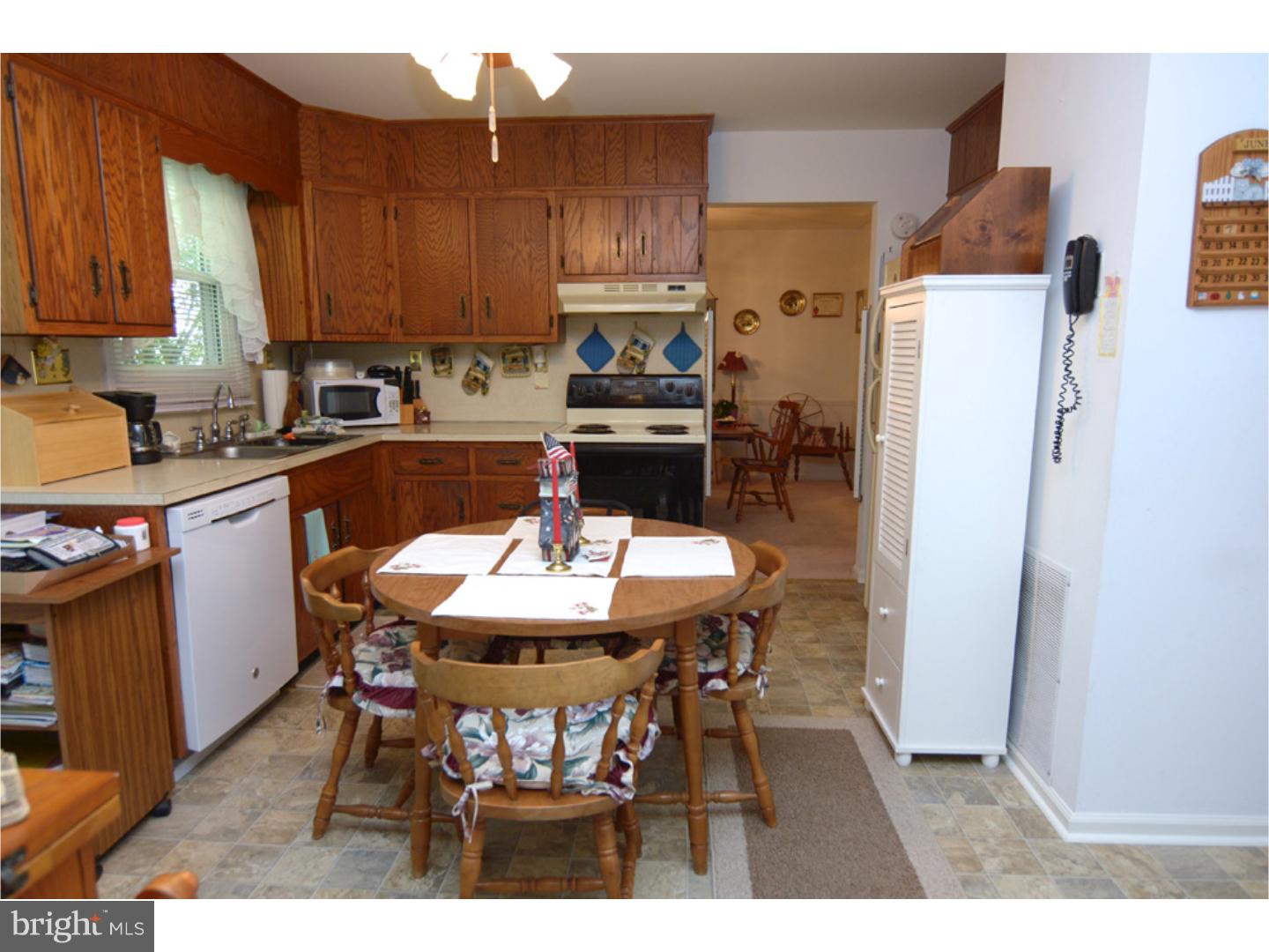 4666 Pheasant Run Reading, PA 19606 - Photo 10 of 24 Gallery Image 10