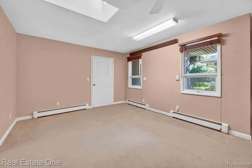 3920 Wint Road Commerce Township, MI 48382 - Photo 24 of 60