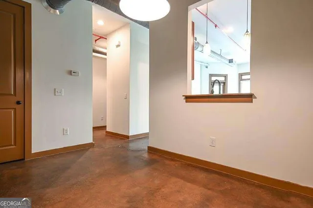 $1,350 | 250 Martha Drive, Unit 204, Athens, GA 30606