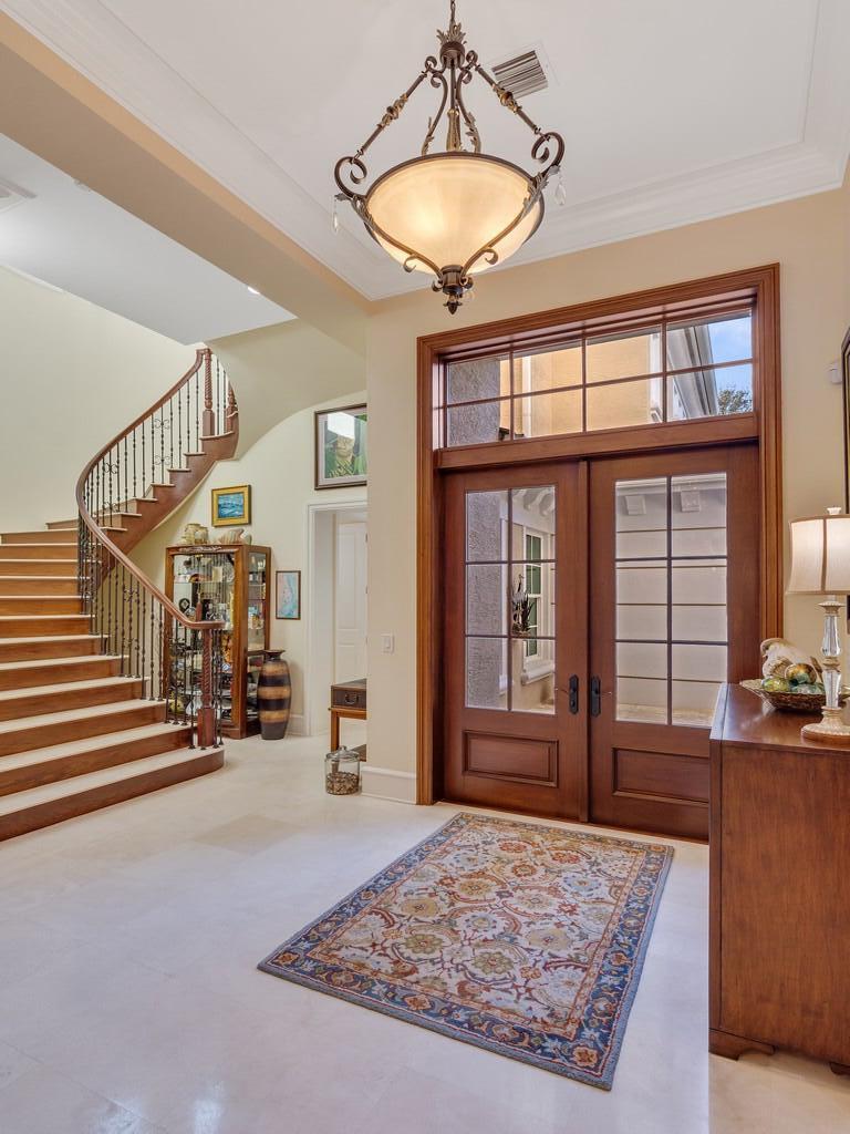400 Oceanview Lane Vero Beach, FL 32963 - Photo 15 of 59 a view of a livingroom with furniture and a window