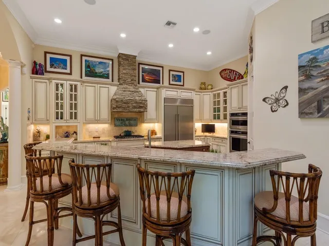 $4,000,000 | 400 Oceanview Lane, Vero Beach, FL 32963