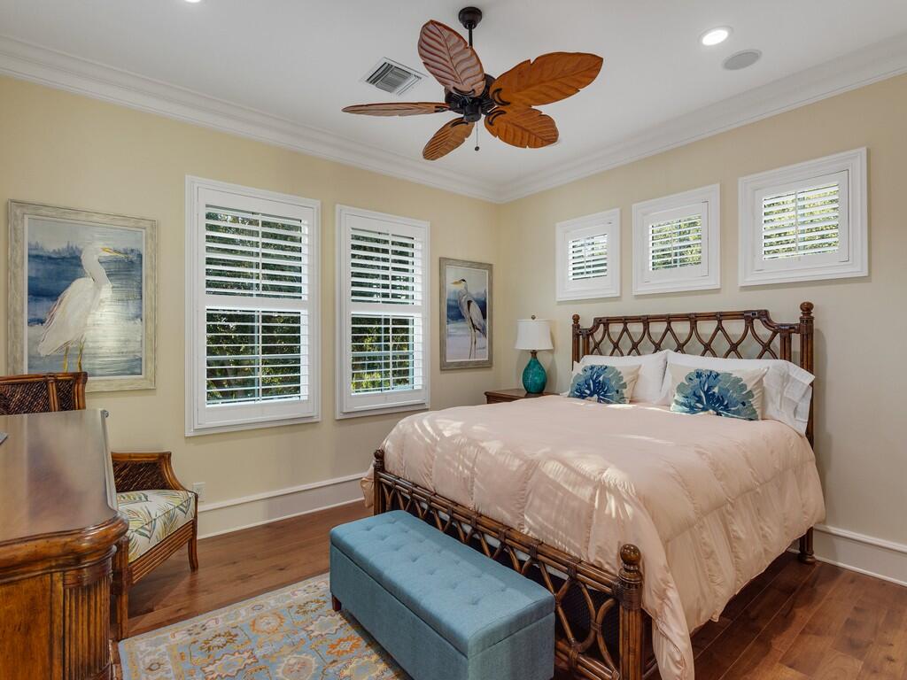 400 Oceanview Lane Vero Beach, FL 32963 - Photo 36 of 59 a bedroom with a bed and dresser