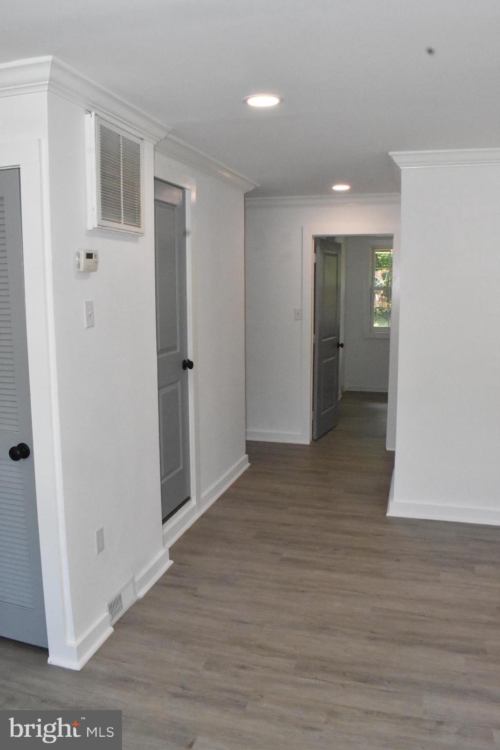 7858 Burnside Road Hyattsville, MD 20785 - Photo 19 of 36 Gallery Image 19