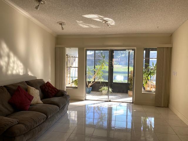 8906 Meadowlark Way Boca Raton, FL 33496 - Photo 2 of 18 IMG_9536