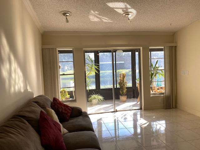 8906 Meadowlark Way Boca Raton, FL 33496 - Photo 3 of 18 IMG_9535