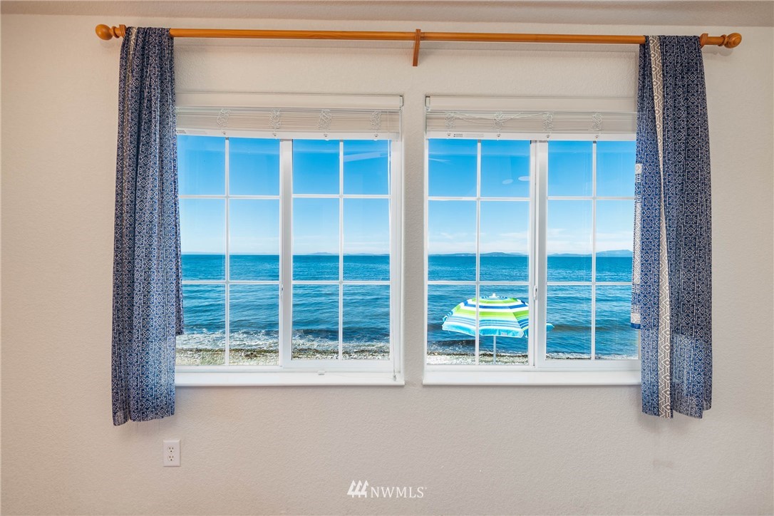 2653 West Beach Road Oak Harbor, WA 98277 - Photo 14 of 35 Gallery Image 14