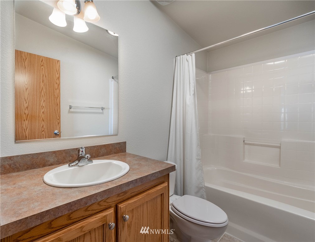 2653 West Beach Road Oak Harbor, WA 98277 - Photo 24 of 35 Gallery Image 24