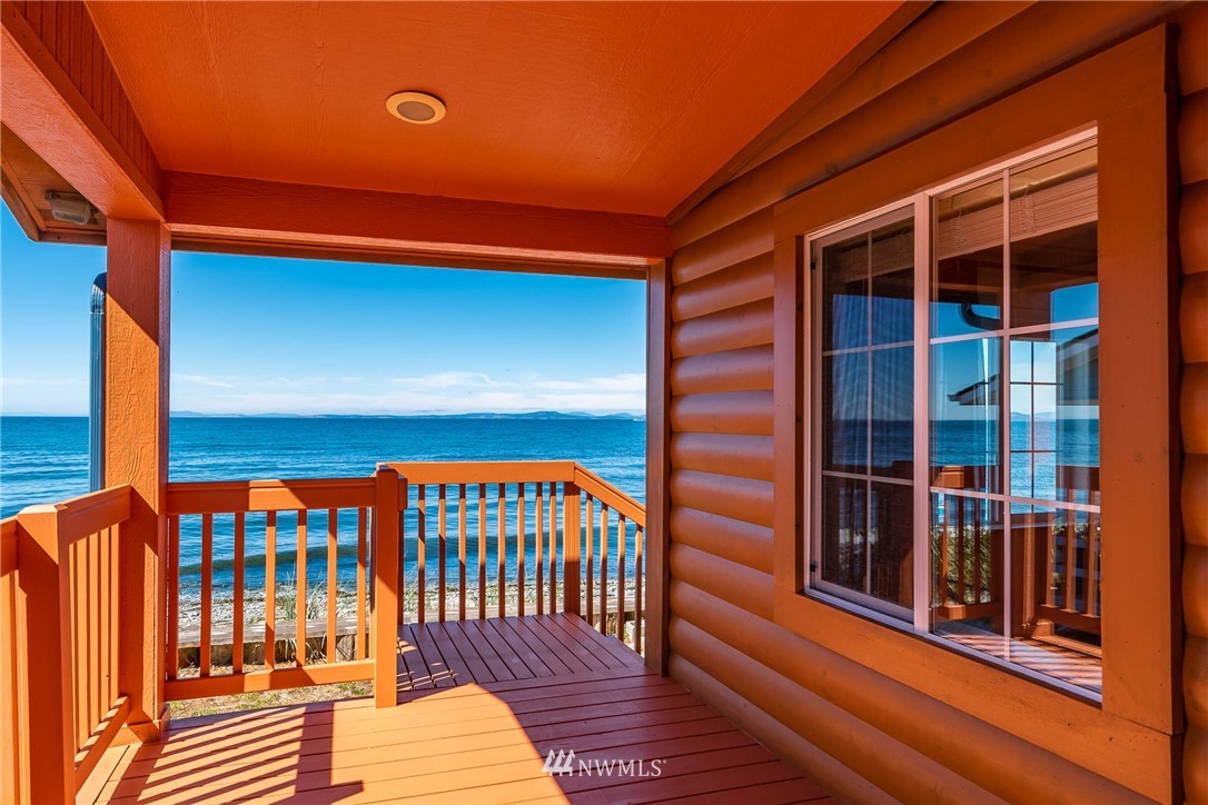 2653 West Beach Road Oak Harbor, WA 98277 - Photo 7 of 35 Gallery Image 7