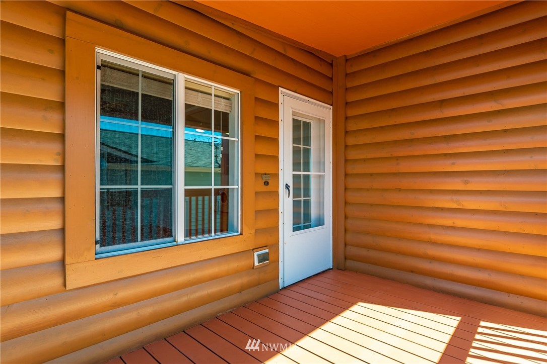 2653 West Beach Road Oak Harbor, WA 98277 - Photo 8 of 35 Gallery Image 8