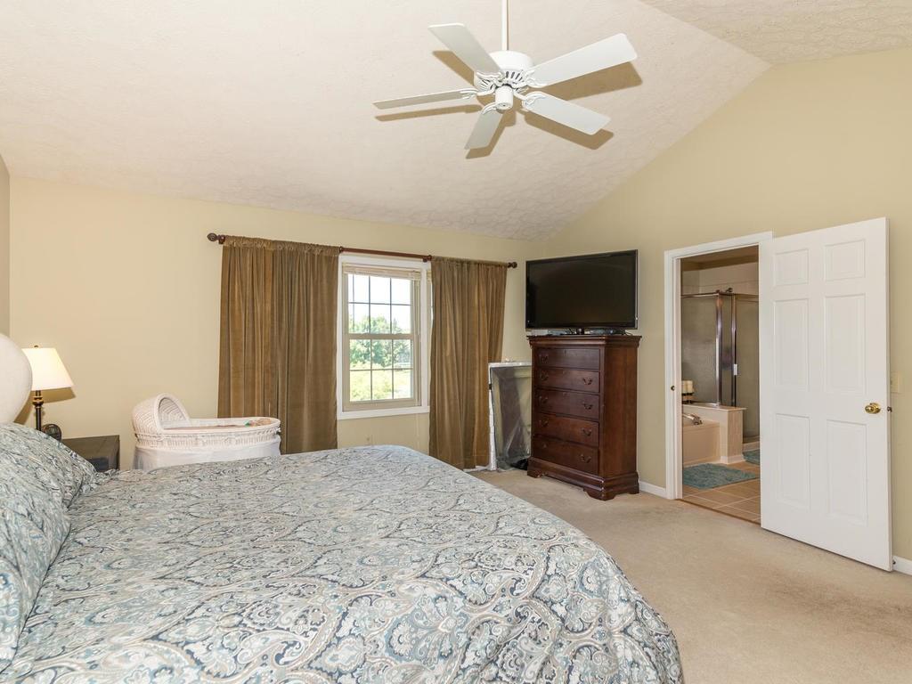 7741 Hidden Ridge Fishers, IN 46038 - Photo 14 of 24 Gallery Image 14