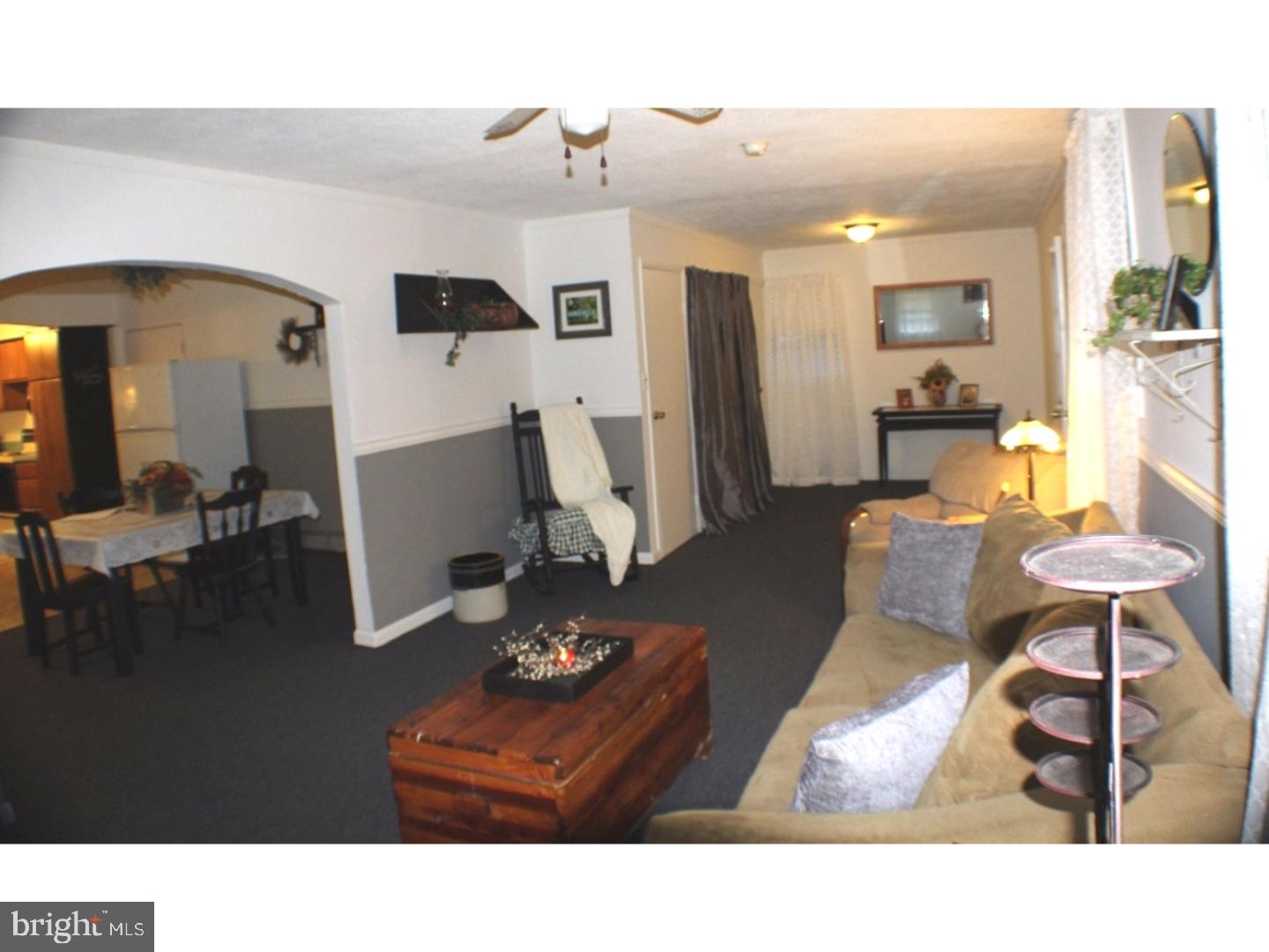 33 Greenbriar Road Levittown, PA 19057 - Photo 11 of 24 Great Room
