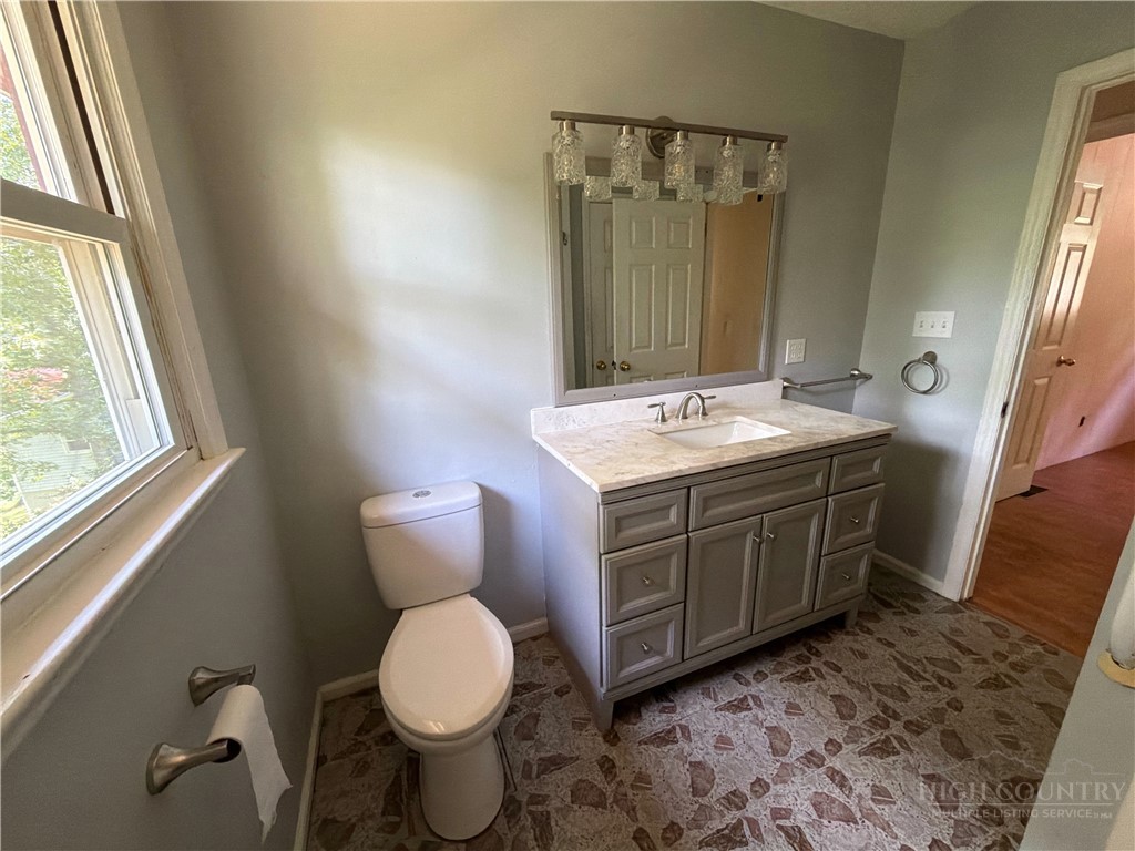 147 Grandridge Road Sparta, NC 28675 - Photo 15 of 25