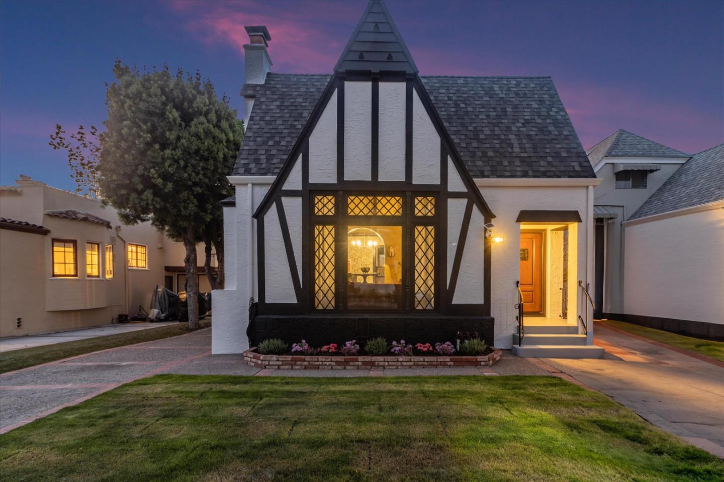 1821 Yale Drive Alameda, CA 94501 - Photo 73 of 74 a view of a house with a yard
