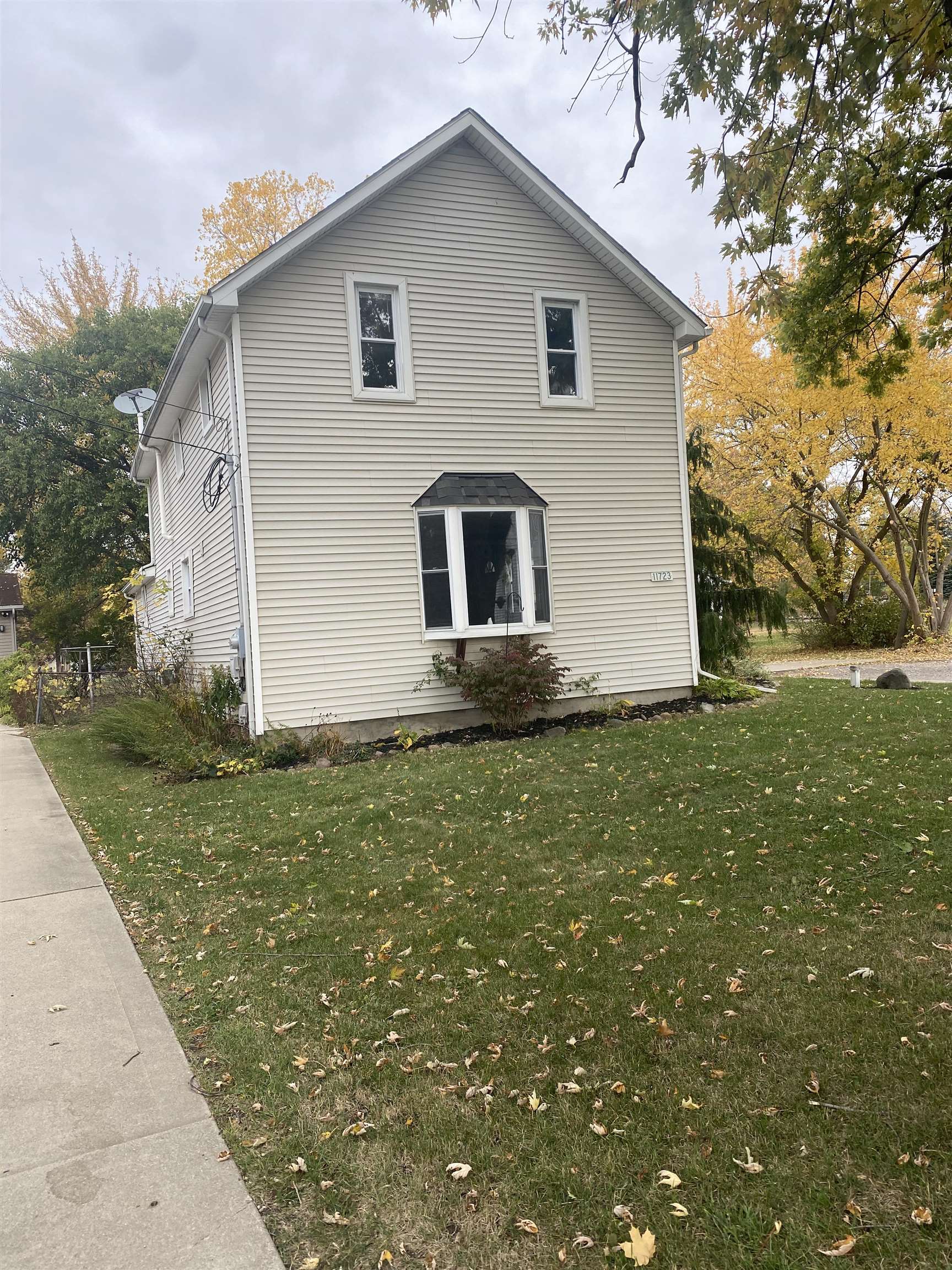 11723 Lennon Road Lennon, MI 48449 - Photo 3 of 30