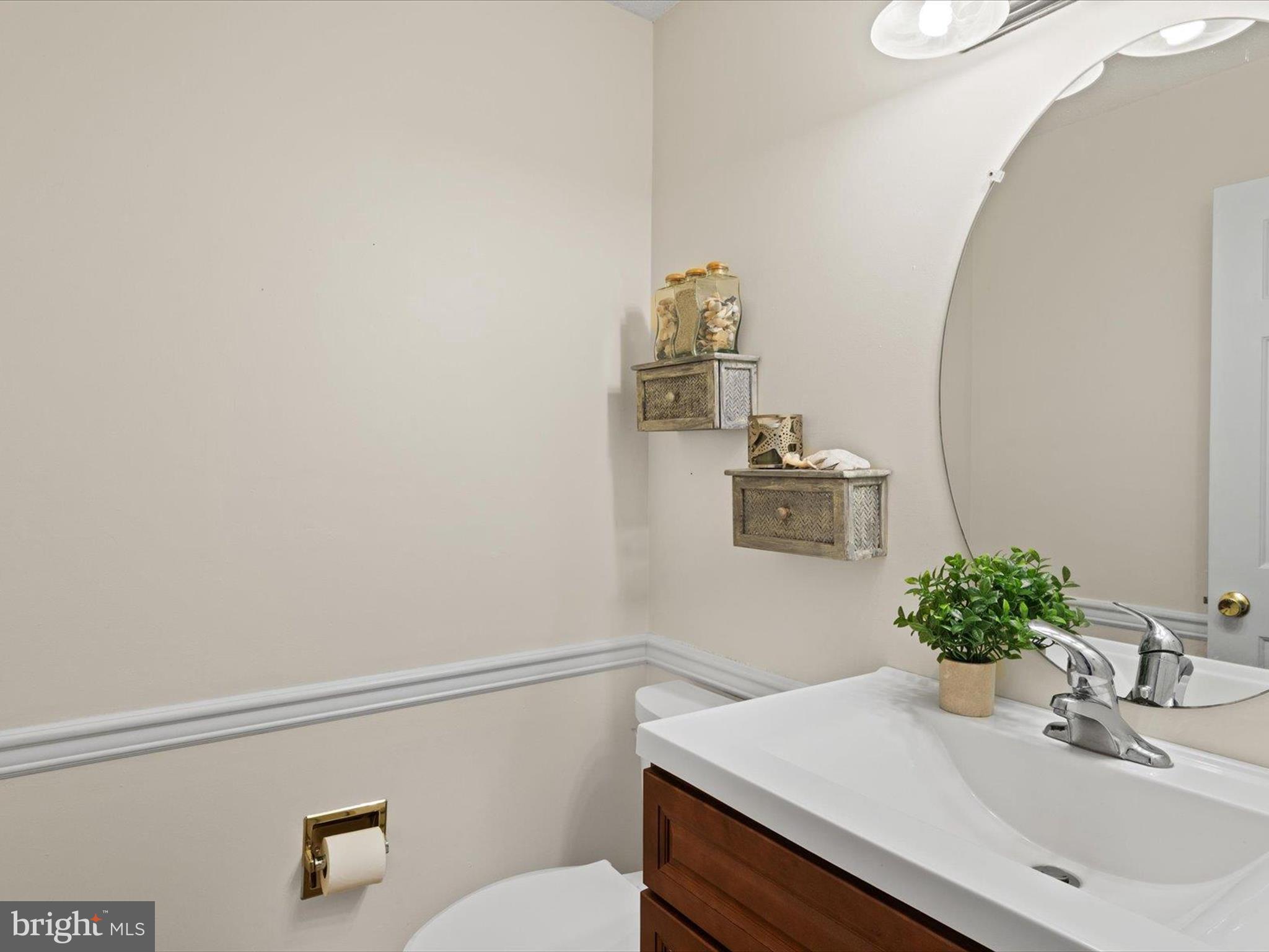70 North Fairfield Drive Dover, DE 19901 - Photo 23 of 54 Powder Room