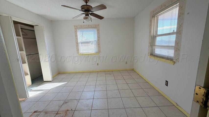 5401 Ranchview Drive Amarillo, TX 79124 - Photo 5 of 18 4
