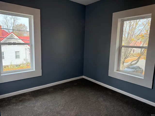 $180,000 | 1302 Busseron Street, Vincennes, IN 47591