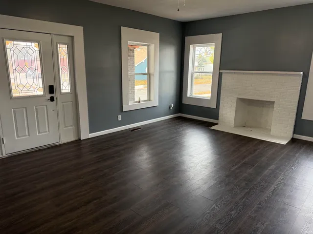 $180,000 | 1302 Busseron Street, Vincennes, IN 47591