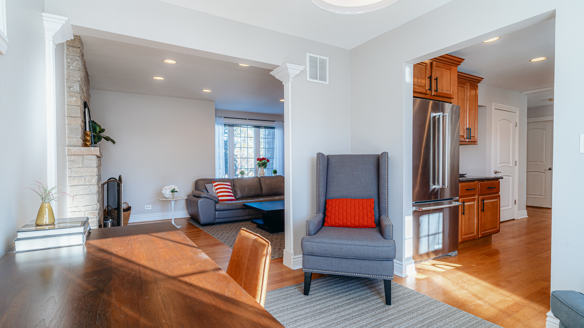 241 Devon Avenue Park Ridge, IL 60068 - Photo 17 of 46 a living room with furniture and a wooden floor