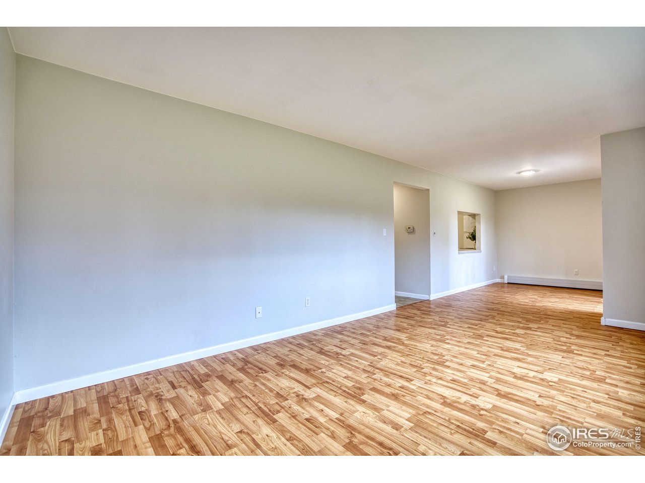 801 East Drake Road, Unit G77 Fort Collins, CO 80525 - Photo 3 of 35 Living Room