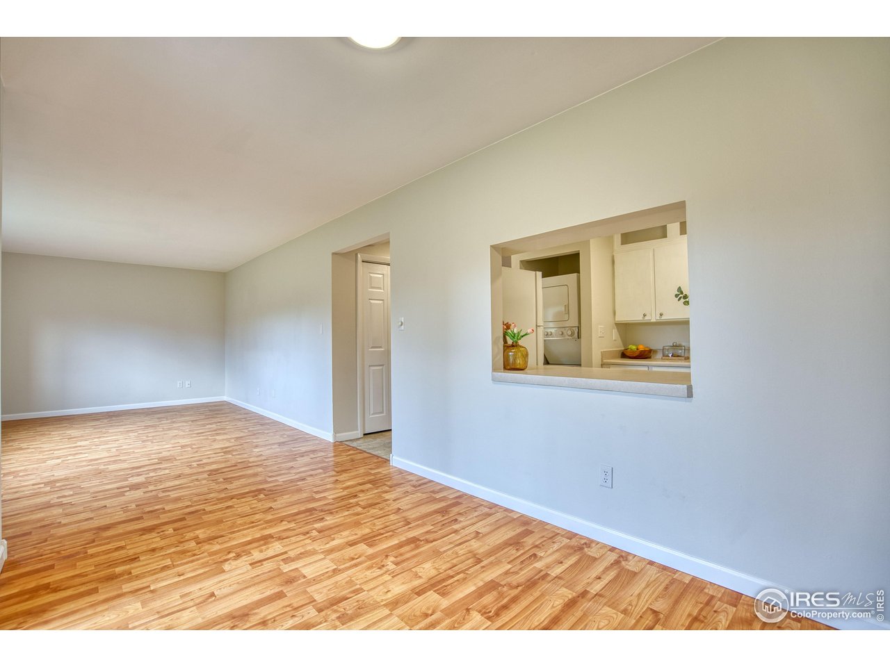 801 East Drake Road, Unit G77 Fort Collins, CO 80525 - Photo 8 of 35 Living Room/Dinning