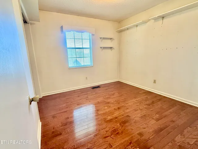 $335,000 | 5720 Aloha Avenue, Knoxville, TN 37921