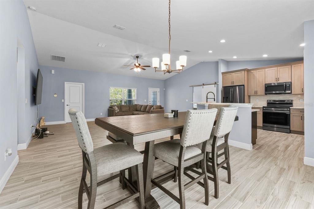 13218 Barnevelde Road Weeki Wachee, FL 34614 - Photo 10 of 28