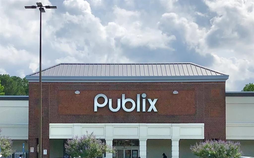 1320 Stanley Park Drive, Unit 141 Decatur, GA 30033 - Photo 67 of 71 a close up of a street sign