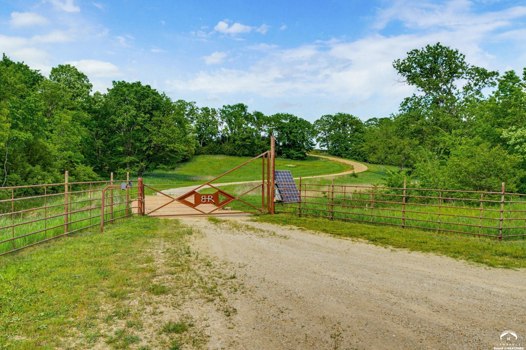 374 North 750 Road Overbrook, KS 66524 - Photo 3 of 57