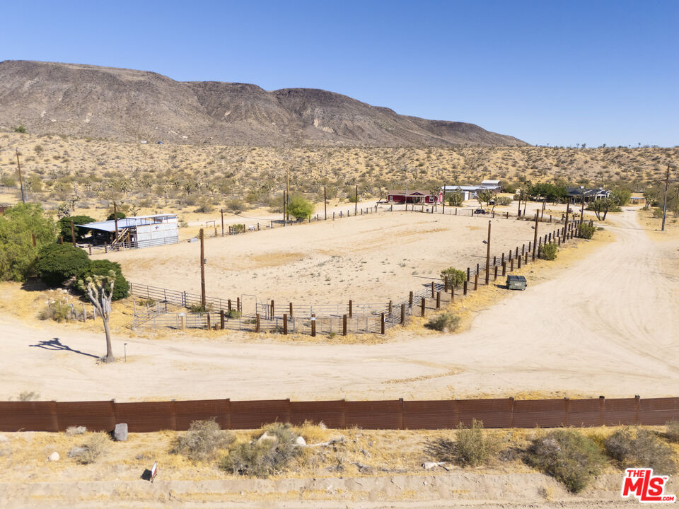 55616 Pipes Canyon Road Yucca Valley, CA 92284 - Photo 42 of 46