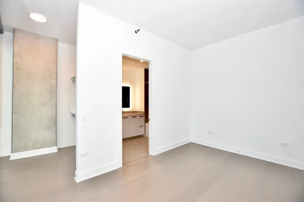 $10,484 | 60 East Randolph Street, Unit PH25C, Chicago, IL 60601