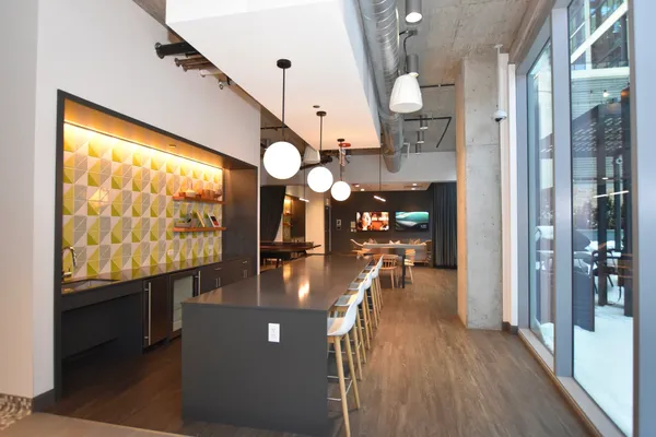 $10,484 | 60 East Randolph Street, Unit PH25C, Chicago, IL 60601