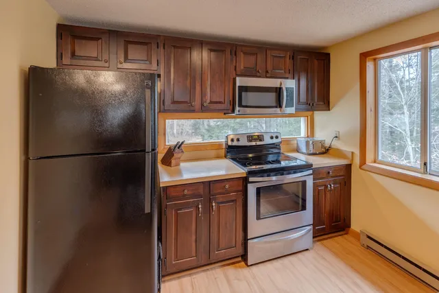 $389,000 | 37 Pegwood Hill Road, Campton, NH 03223