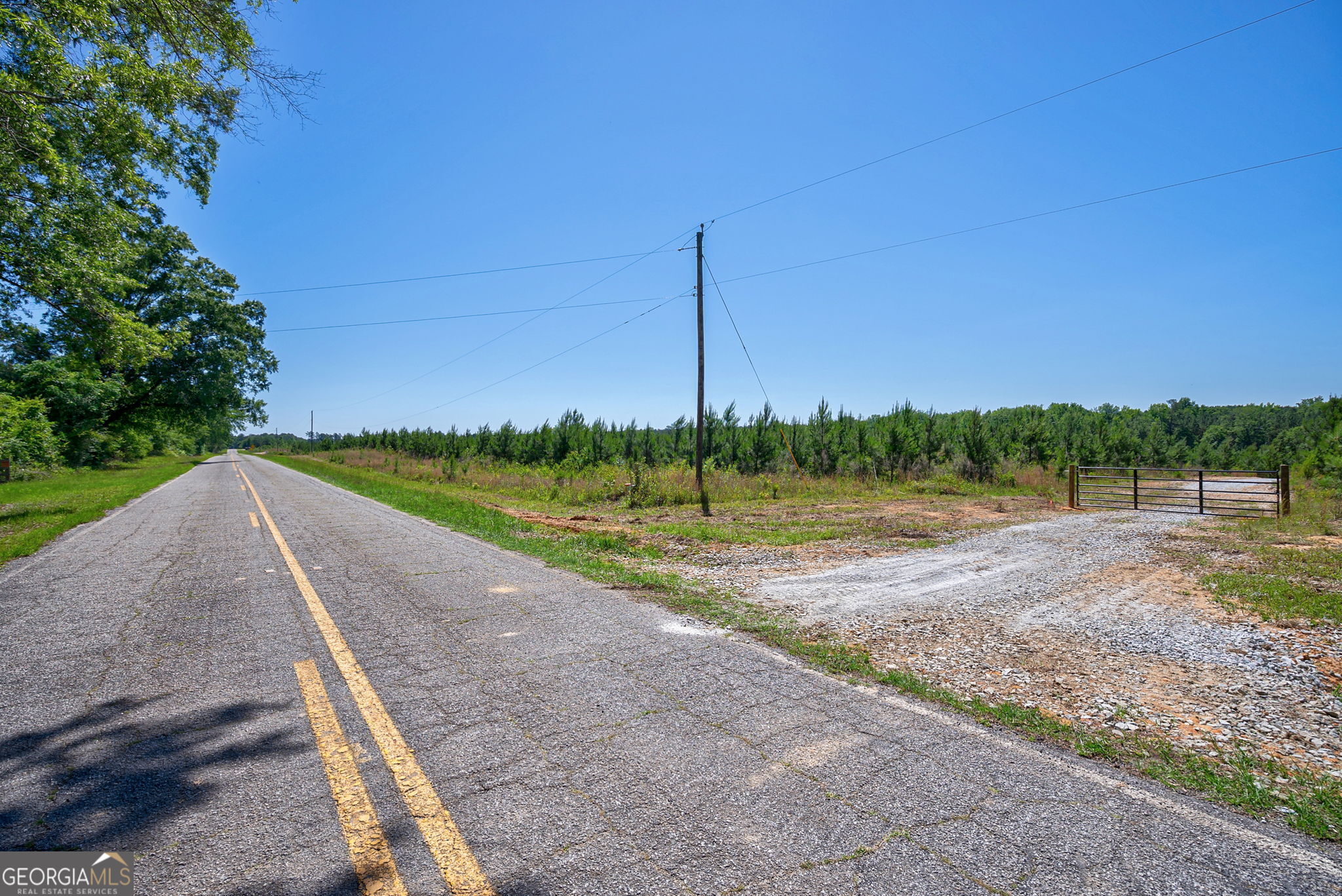 4918 Lower Mill Road Northeast Crawfordville, GA 30631 - Photo 2 of 23