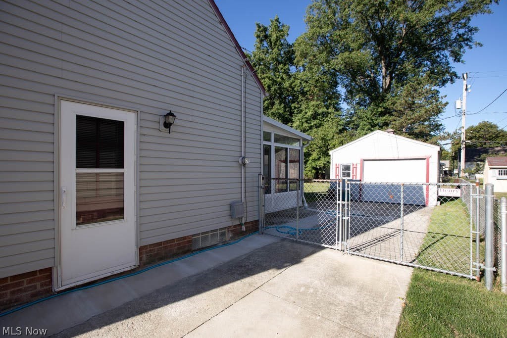 764 Pendley Road Eastlake, OH 44095 - Photo 23 of 31